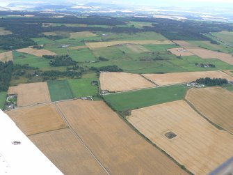 Aerial view of Teanagairn, Culbokie Henge, Black Isle, looking SE.