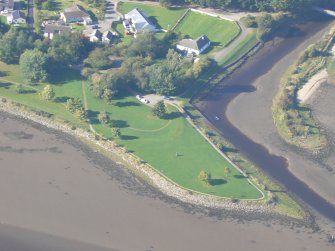 Oblique aerial view of Dingwall, Easter Ross, looking W.