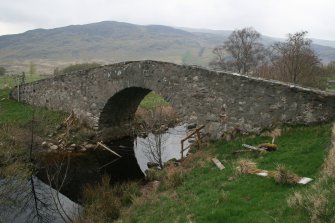 Dalchully bridge, view from S