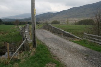 Dalchully bridge, view from SSE