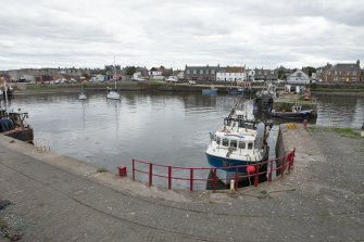 Port Seton Harbour, view from the north.