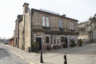 Haddington, Court Street. The Plough Tavern closed due to Covid 19 restrictions in April 2020.