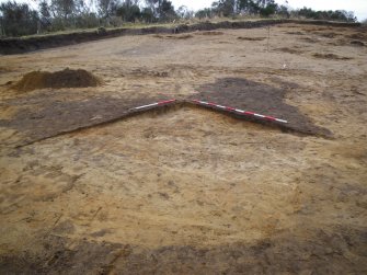 Archaeological excavation, E and N facing sections of
amorphous blob [492], Balmakeith Industrial Estate