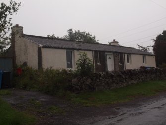 The more easterly of the accommodation buildings (NS 45407 57098) on the Fereneze Road from the S 