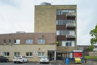 Department of clinical neurosciences (DCN). General view from south. 