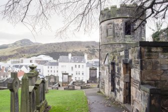 General view from north with Old Town and Arthur's Seat.