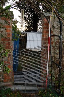 Photograph: Gate F4, Facing  SSE, Camera Point 48, Edgehill Cottage, 45 Culter House Road, Milltimber, Aberdeen
