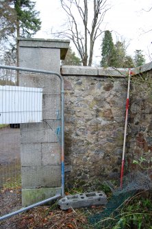 Photograph: Garden wall F5, Facing  SE/ESE, Camera Point 53, Edgehill Cottage, 45 Culter House Road, Milltimber, Aberdeen
