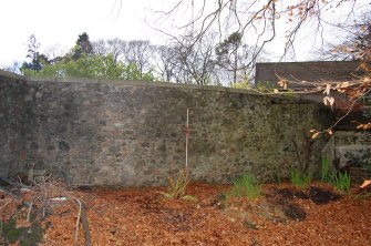 Photograph: Round section of garden wall F6, Facing  SW, Camera Point 83, Edgehill Cottage, 45 Culter House Road, Milltimber, Aberdeen
