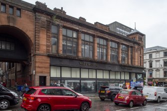View of east face and archways to Sauchiehall Lane from Hope St