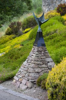 Heather Garden, sculpture cairn, 'Reason'.