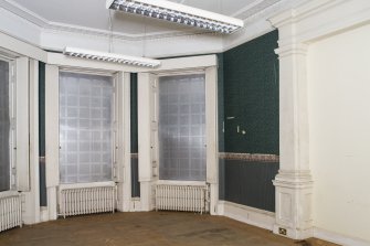 Ground floor. South Drawing room with blocked opening to North DRawing Room. General view. 