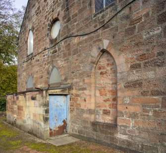 Old Monkland Parish Church.  View from south west.