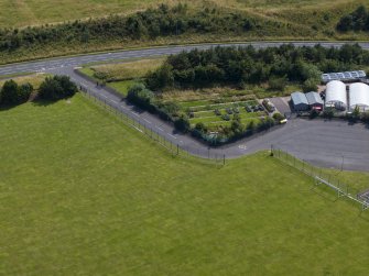 Oblique aerial view from north-east showing Modern (Gunsgreenhill) Area of Townscape Character, Eyemouth