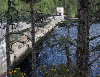 Loch Benevean Dam