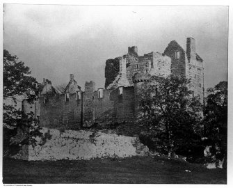 Craigmillar Castle