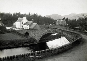 Bridge of Ross, Comrie