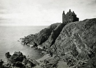 Dunskey Castle and Caves