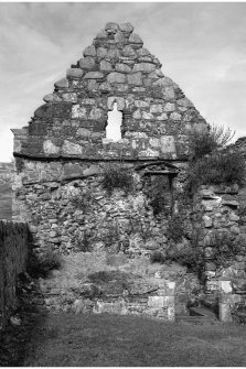 Iona, Iona Nunnery.
View of East wall of refectory.