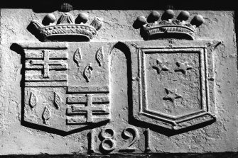 S elevation, detail of armorial panel, 1821.
Digital image of SU 370