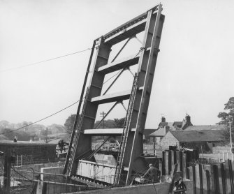Scanned photograph
Twechar opening bridge, view of bridge steelwork