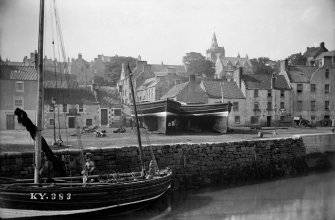 Pittenweem, Eastshore and the Harbour
General view.