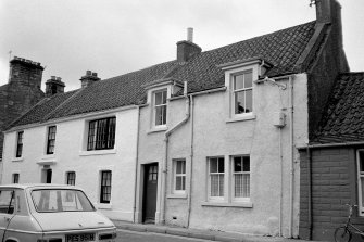 The Old Manse, High Street.
View from south east