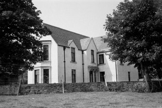 Old Parish Manse, George Street.
View of front elevation.