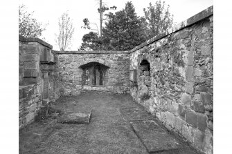 St. Duthus's Church, Castle Brae.
View of roofless interior from West.