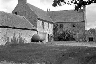 Cadboll Castle.
General view of part of farm buildings.