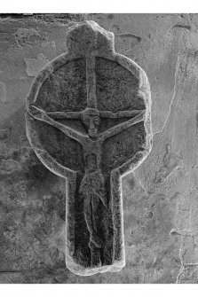 Small cross, Kilchoman Old Parish Church. (26)
View of small cross showing crucifixion.