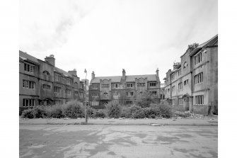 View from E.
Scan of A 39944; 21-31 Hood Rd, Kilmarnock. 'Walker buildings'.