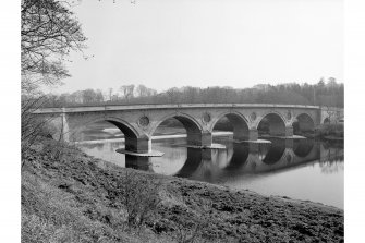 Coldstream Bridge
View from ESE