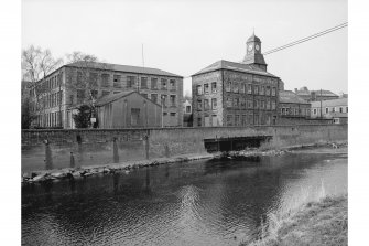 Hawick, Commercial Road, Wilton Mills
View across river to Dicksons and Laings building