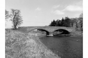 Lamington Bridge
General view of 2 arches