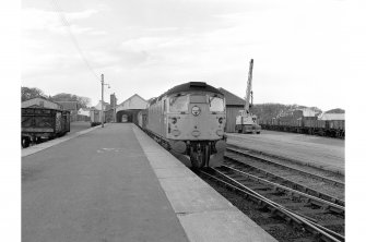 Thurso Railway Station
View from SSW showing terminus and engine