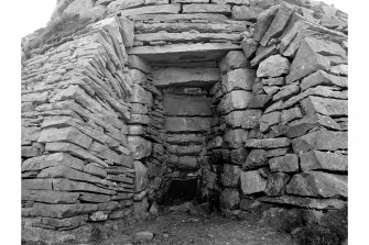 Baligil, Limekilns
Detail of central (NW) draw-hole of sub-circular kiln