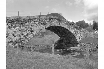 Spittal of Glenshee, Bridge
Detail of arch from upstream, from S