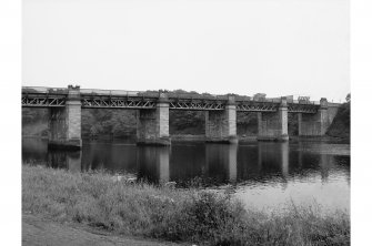 Aberdeen, Ferryhill Railway Viaduct
General view from W-S-W.
