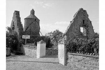 Portpatrick, Saint Patrick Street, Old Parish Church
View from E