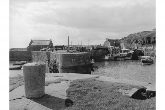 Portpatrick Harbour
View looking W showing entrance to basin