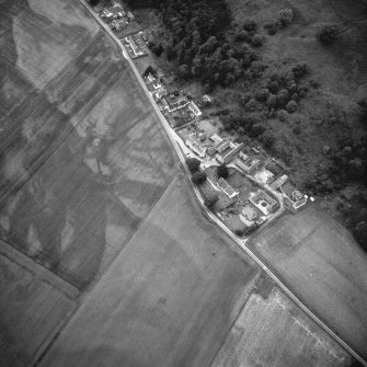 Oblique aerial view centred on the cropmarks at Fortingall.