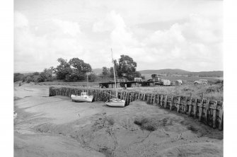 Palnackie Harbour
View looking ENE showing NW facing quay