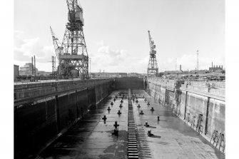 Cldebank, Elderslie Shipyard
View from ESE showing number three dock