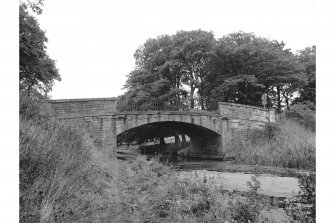 West Hermiston Bridge (No. 12, Union Canal)
View from N bank of canal (from W)