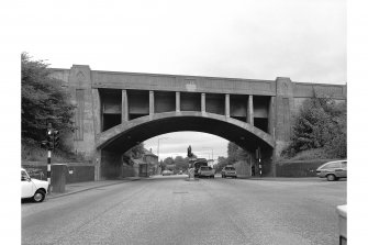 Edinburgh, Union Canal, Lanark Road, Viaduct
View of W face from Lanark Road, from SW