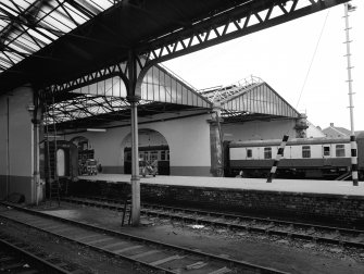 Inverness, Station Square, Inverness Station
View from E showing NE front of covered platform