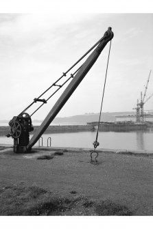 Burntisland, Outer Harbour, Hand Crane
General view from E