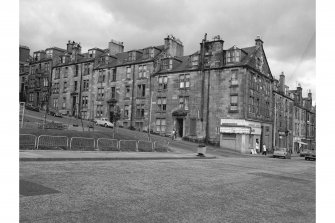 Greenock, Lynedoch Street
View of tenements on corner of Lynedoch and Hope Streets, from SE