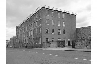 Greenock, Shaw's Water Mills
View of S block on Drumfrochar Road, from SW